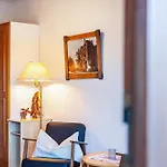 Haus Excelsior 3 Апартаменты Зеефельд в Тироле