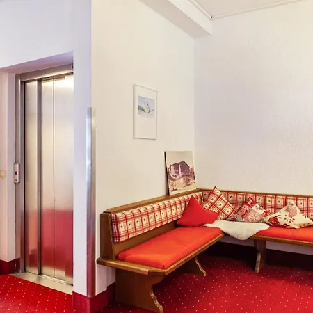 Haus Excelsior 3 *